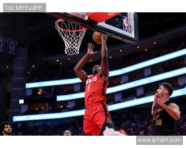 偶然仍是可以用一用的!火箭锋线大将的状况看起来也在获得提高?